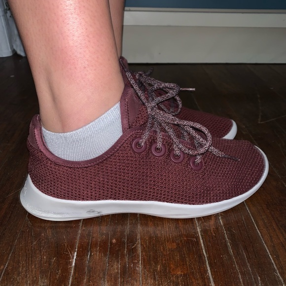 Allbirds Tree Runners in Turtle Shell Size W9 - Picture 5 of 7